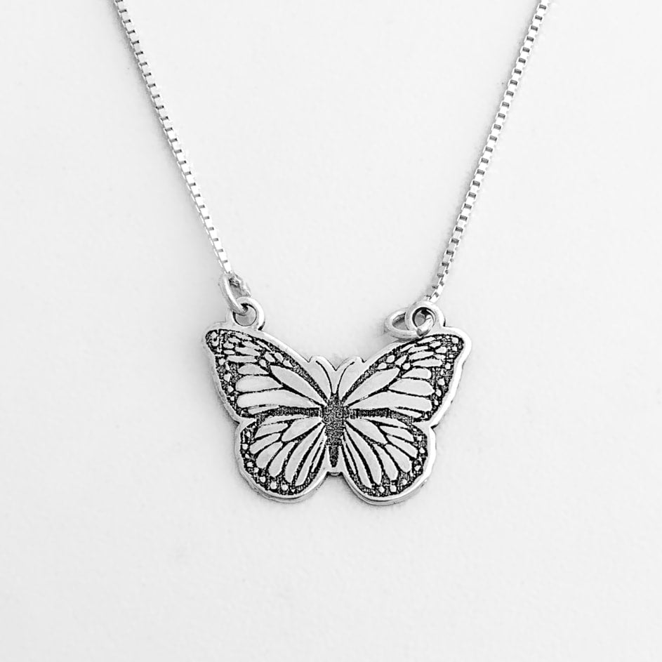 Escapulário “Em Constante Transformação.” Com Borboleta - 70cm