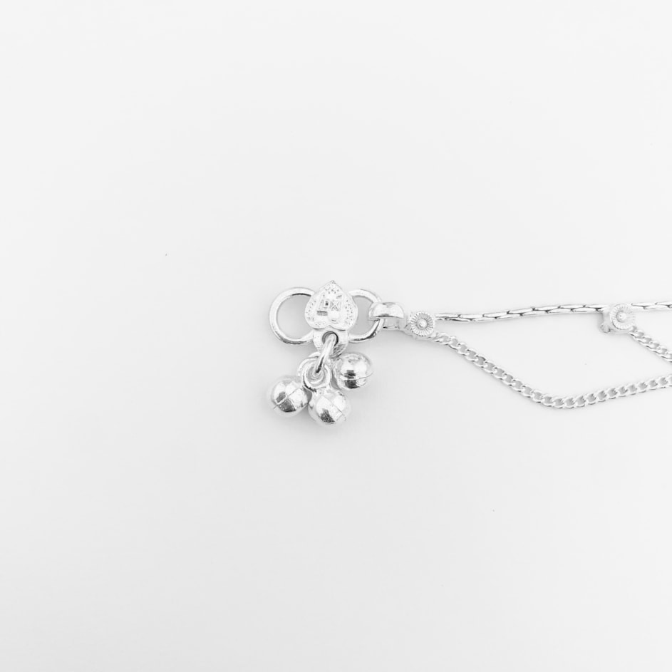 Tornozeleira Rendada em Prata Baixa - 26cm