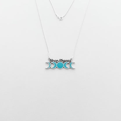Gargantilha com Fases da Lua em Resina e "Moon Phases" - 60cm