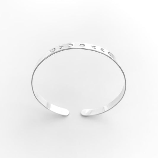Bracelete com Fases da Lua Vazado