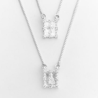 Escapulário com Cruz e Nossa Senhora Aparecida com Bordas Cravejada de Zircônias - 70cm