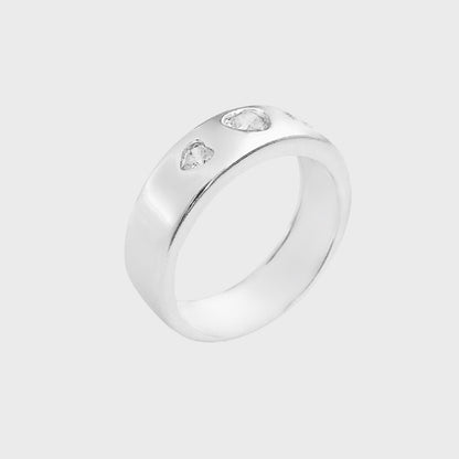 Anel Liso com Coração em Zircônia