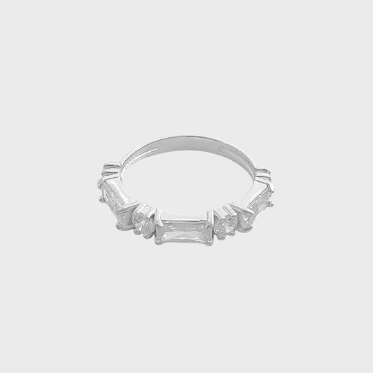 Anel Aparador Cravejado com Zircônias