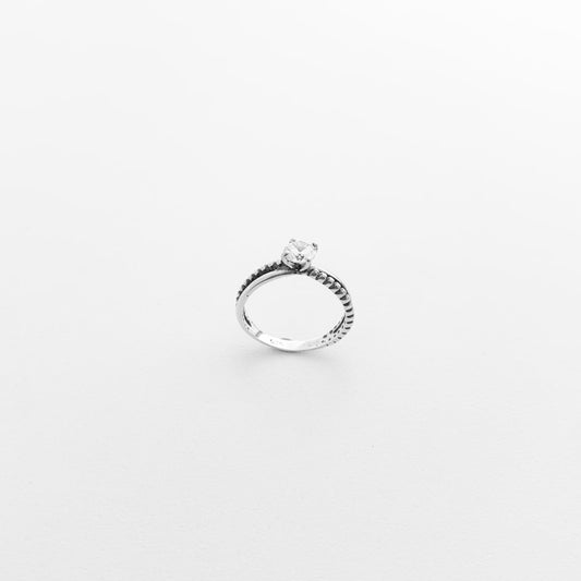 Anel Solitário de Aro Duplo com Zircônia