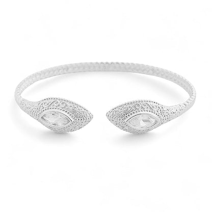 Bracelete com Pontas Trabalhadas e Zircônia