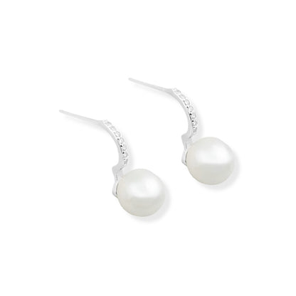 Brinco Cravejado com Zircônias e Pérola