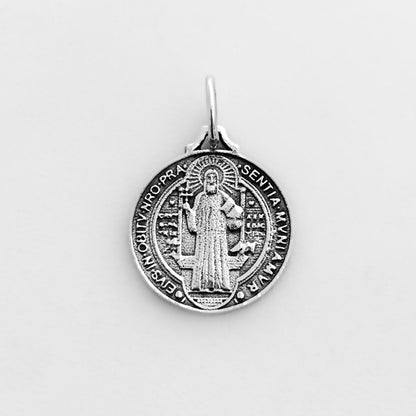 Pingente de São Bento